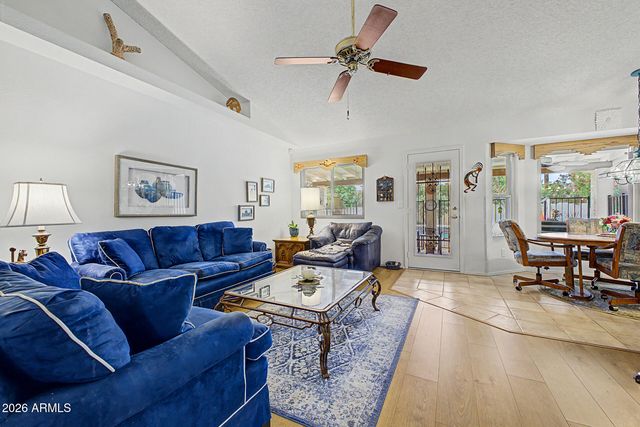 5643 E ANGELA Drive, Scottsdale, AZ 85254