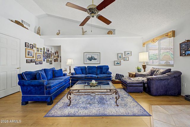 5643 E ANGELA Drive, Scottsdale, AZ 85254