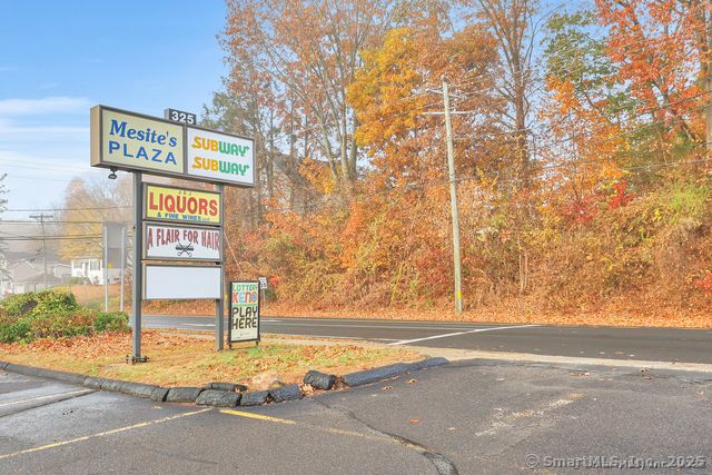 325 Chamberlain Highway 8, Meriden, CT 06451