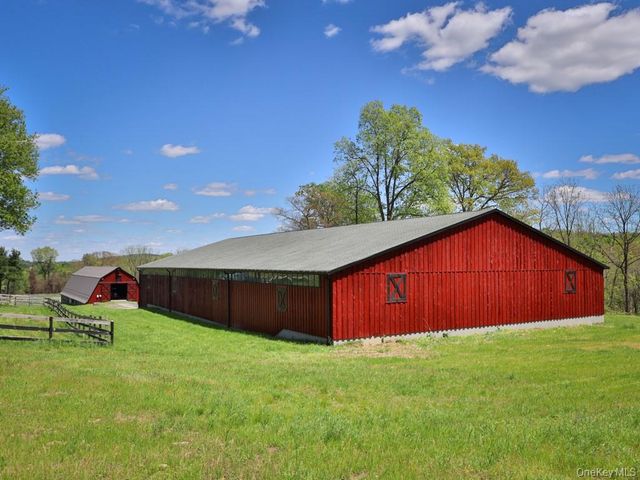 16 Almond Tree Lane, Warwick, NY 10990