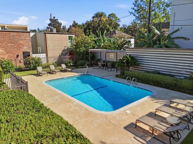 2243 W Alabama Street 10, Houston, TX 77098