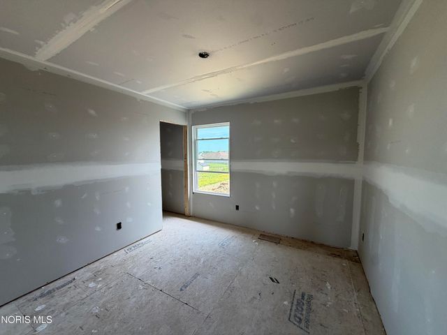 5023 Magnolia Drive, Oregon, OH 43616