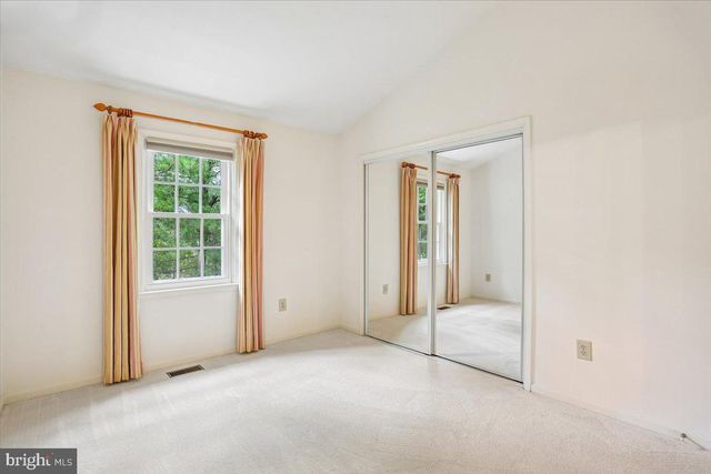 8912 BARROWGATE CT, Potomac, MD 20854