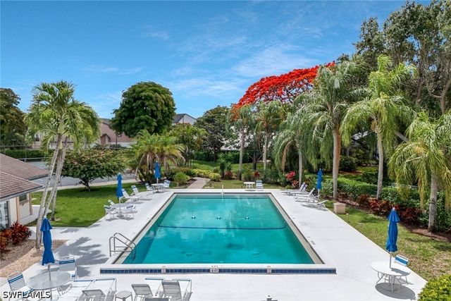 1520 Imperial Golf Course BLVD 214, Naples, FL 34110