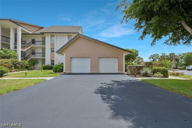 1520 Imperial Golf Course BLVD 214, Naples, FL 34110