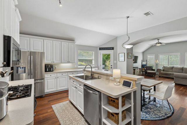 10199 Slick Rock Trail, Frisco, TX 75033