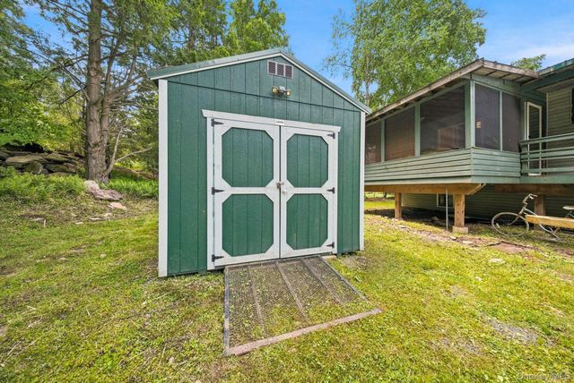 157 Ballard Road, Mongaup Valley, NY 12762