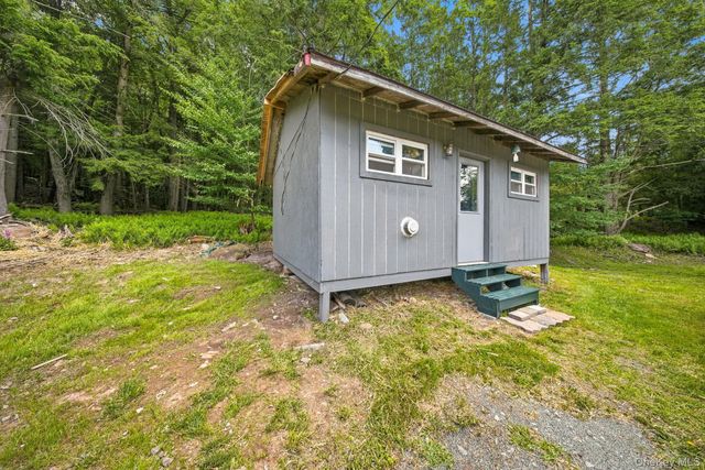 157 Ballard Road, Mongaup Valley, NY 12762