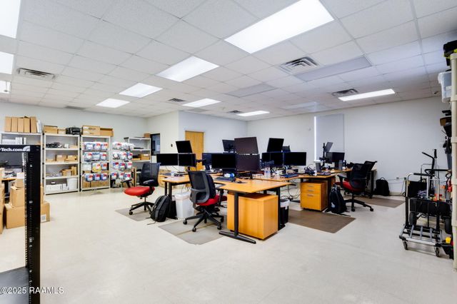 218 E Bridge Street, Breaux Bridge, LA 70517