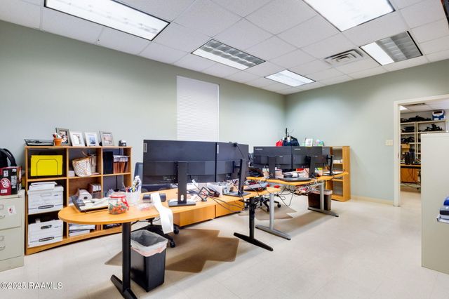 218 E Bridge Street, Breaux Bridge, LA 70517