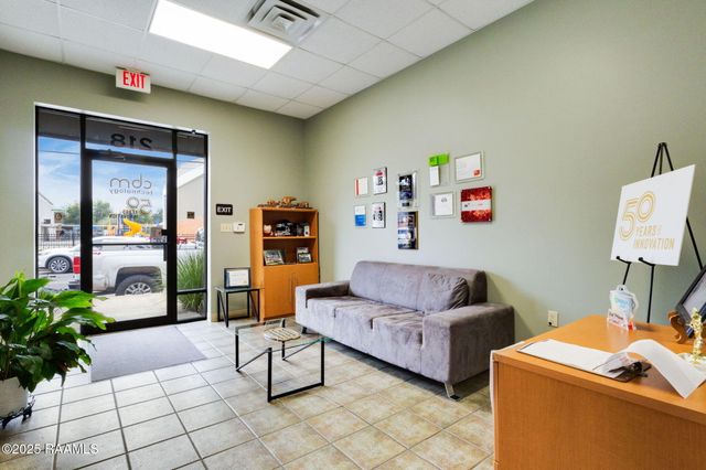 218 E Bridge Street, Breaux Bridge, LA 70517