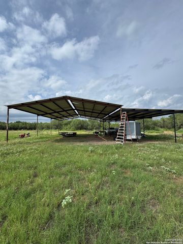 TBD E Gates Valley, Poteet, TX 78065