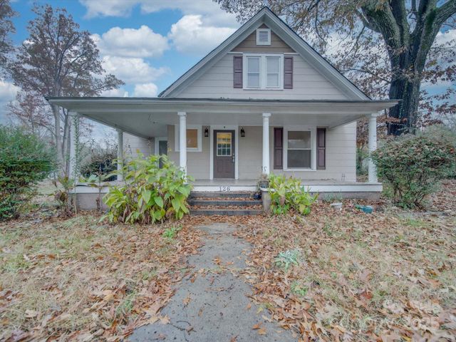 126 E Division Avenue, Salisbury, NC 28144