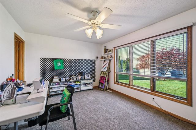 405 D Avenue, Atkins, IA 52206