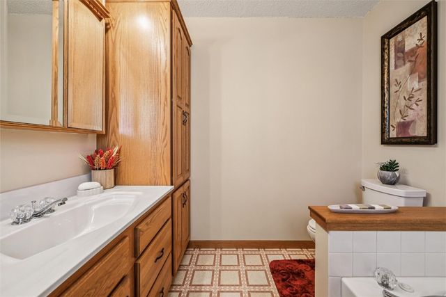 405 D Avenue, Atkins, IA 52206