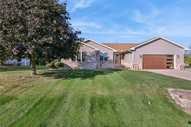 405 D Avenue, Atkins, IA 52206