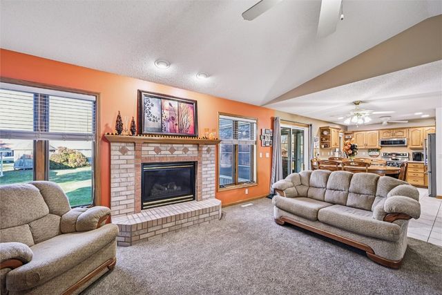 405 D Avenue, Atkins, IA 52206