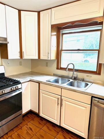 12 S Buckhout Street 1, Irvington, NY 10533
