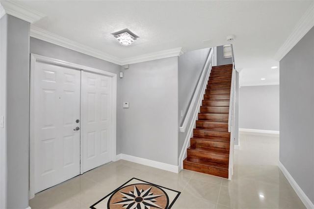 2355 NW 138th Dr, Sunrise, FL 33323