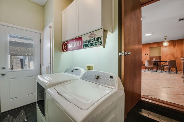 1500 Villanova DR, Austin, TX 78757
