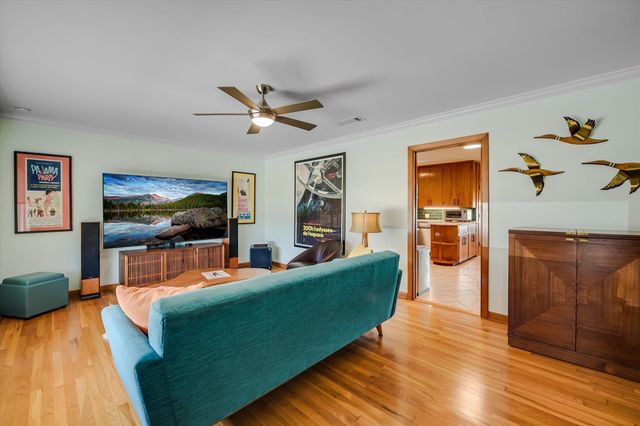 1500 Villanova DR, Austin, TX 78757