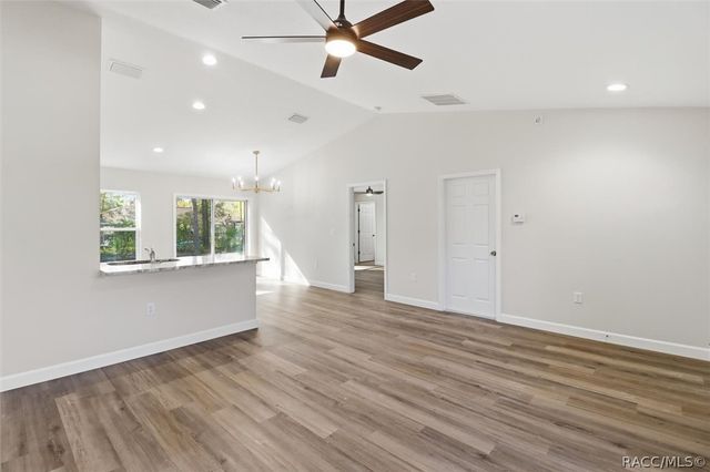 2980 W Camilo Drive, Citrus Springs, FL 34434