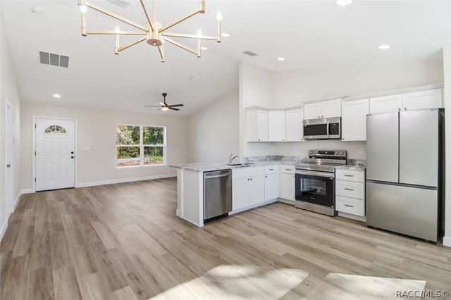 2980 W Camilo Drive, Citrus Springs, FL 34434
