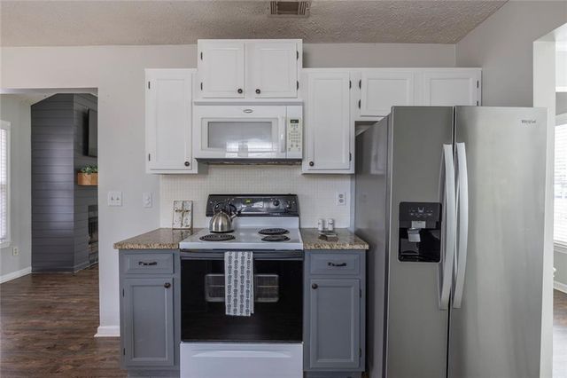 2248 Arbor Forest SW Trail, Marietta, GA 30064