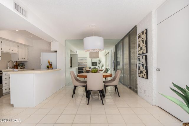 4656 N 40TH Street, Phoenix, AZ 85018