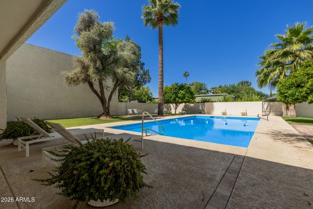 4656 N 40TH Street, Phoenix, AZ 85018