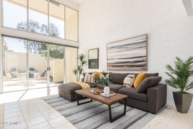 4656 N 40TH Street, Phoenix, AZ 85018