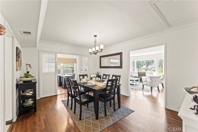 2205 Las Lunas, Pasadena, CA 91107