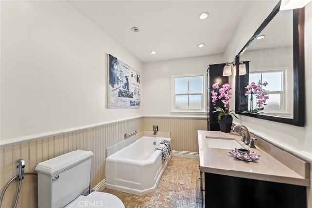 2205 Las Lunas, Pasadena, CA 91107