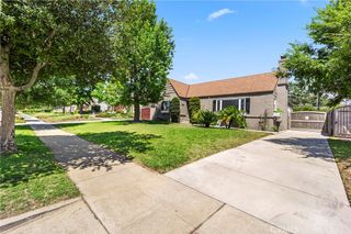 2205 Las Lunas, Pasadena, CA 91107