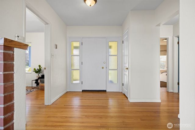 302 S Forest Street, Bellingham, WA 98225