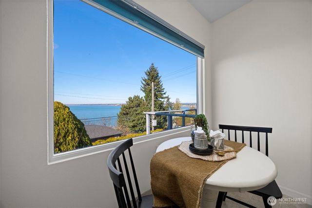 302 S Forest Street, Bellingham, WA 98225