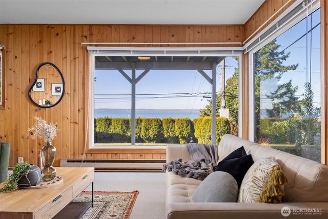 302 S Forest Street, Bellingham, WA 98225