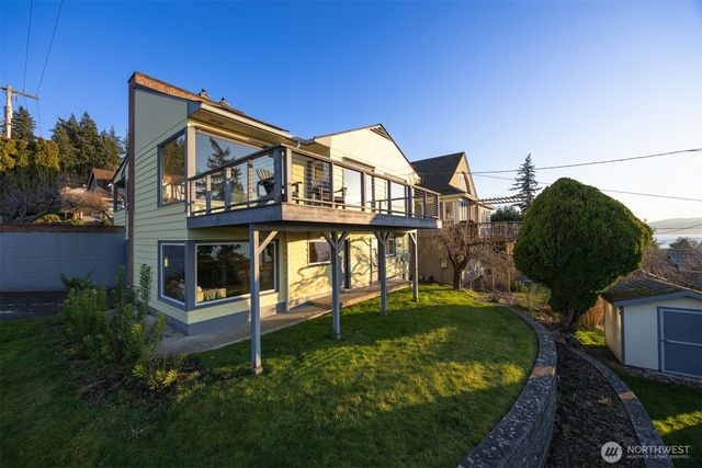 302 S Forest Street, Bellingham, WA 98225