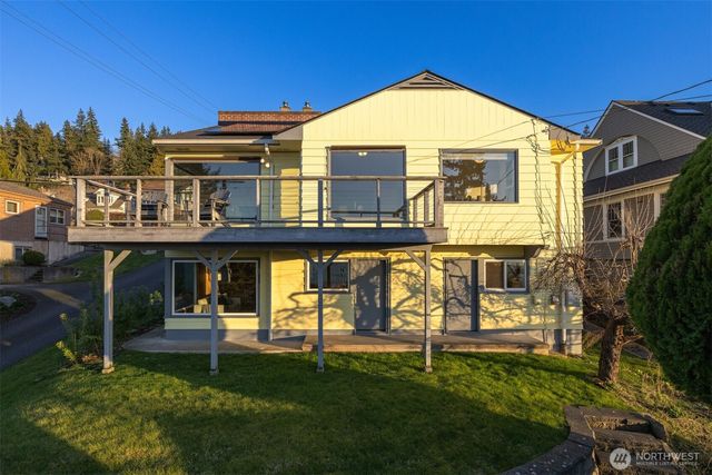 302 S Forest Street, Bellingham, WA 98225