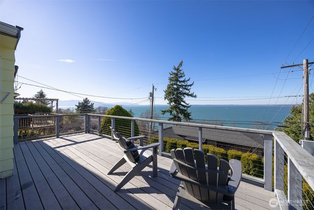 302 S Forest Street, Bellingham, WA 98225