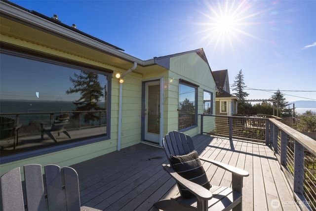 302 S Forest Street, Bellingham, WA 98225