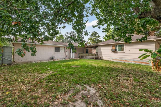 9030 Troulon Drive, Houston, TX 77036