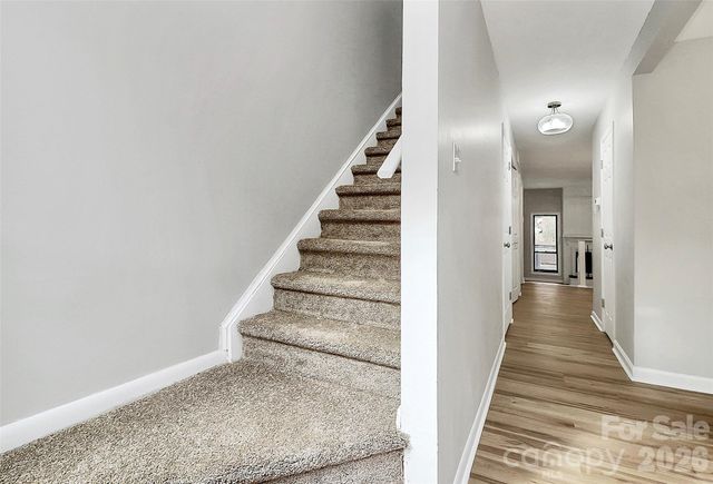 7931 Charter Oak Lane, Charlotte, NC 28226