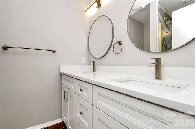 7931 Charter Oak Lane, Charlotte, NC 28226