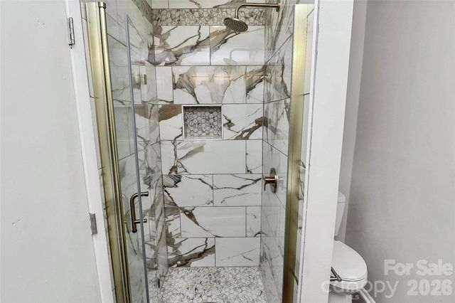 7931 Charter Oak Lane, Charlotte, NC 28226