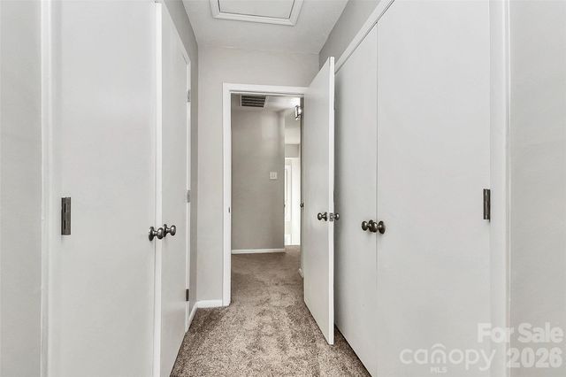 7931 Charter Oak Lane, Charlotte, NC 28226