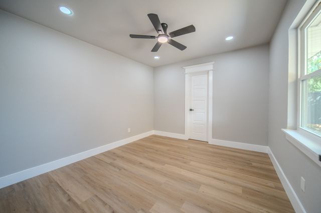 6320 Old Ox Road, Dallas, TX 75241