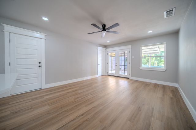 6320 Old Ox Road, Dallas, TX 75241