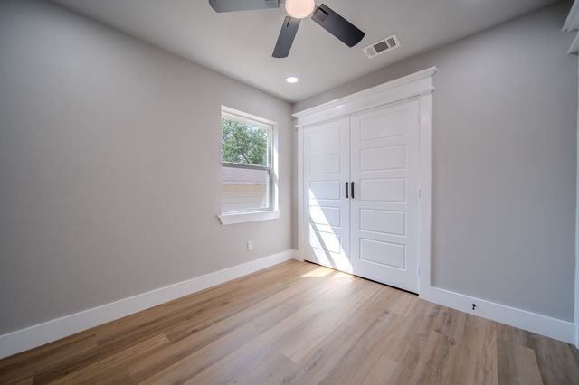 6320 Old Ox Road, Dallas, TX 75241