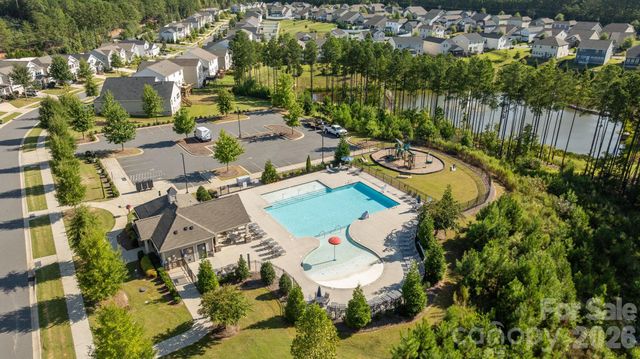 16124 Fieldstone Trace, Charlotte, NC 28278